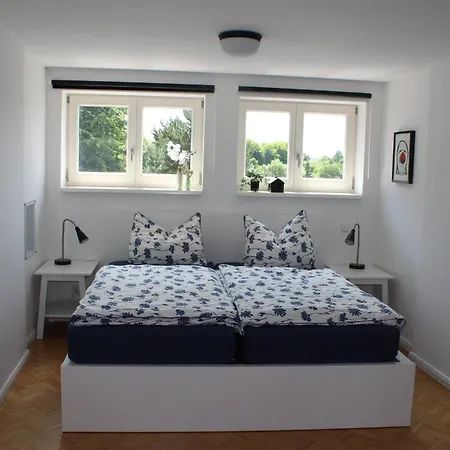 Turmfalke Apartman *